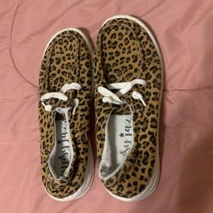 Cheetah print slip on shoes